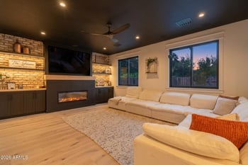 3852 Comstock Dr, Gilbert, AZ 85296