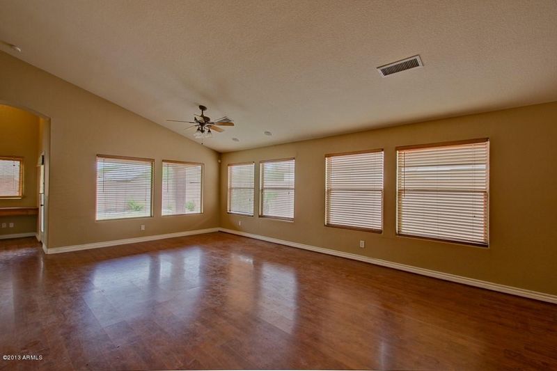3852 E Ironhorse Ct, Gilbert, AZ 85297