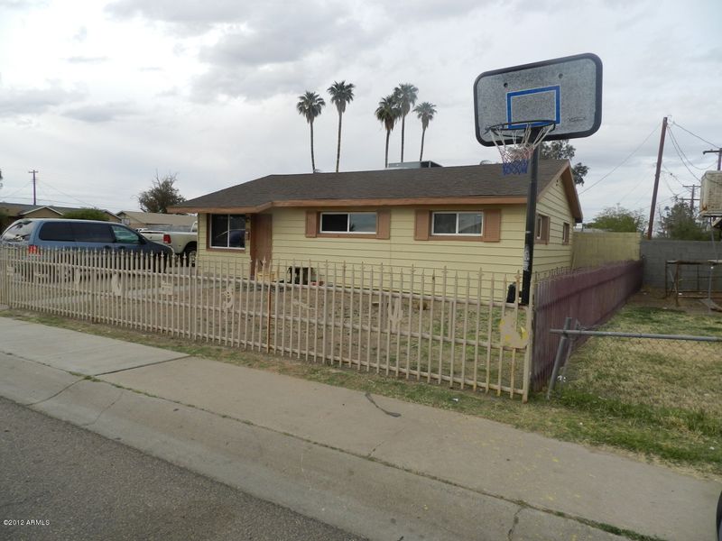3852 W Cheery Lynn Rd, Phoenix, AZ 85019