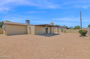 3852 Vogel Ave, Phoenix, AZ 85051