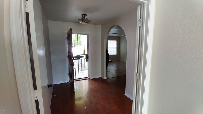 3853 E Tanglewood Dr, Phoenix, AZ 85048