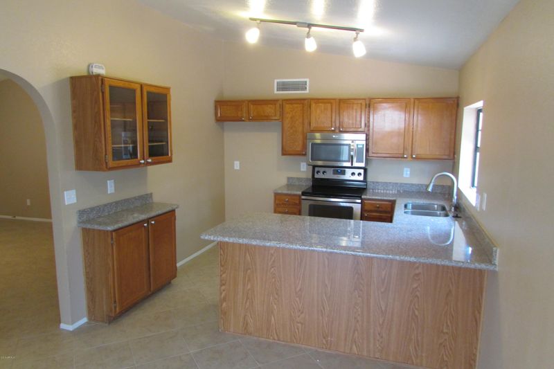 3854 E Tano St, Phoenix, AZ 85044