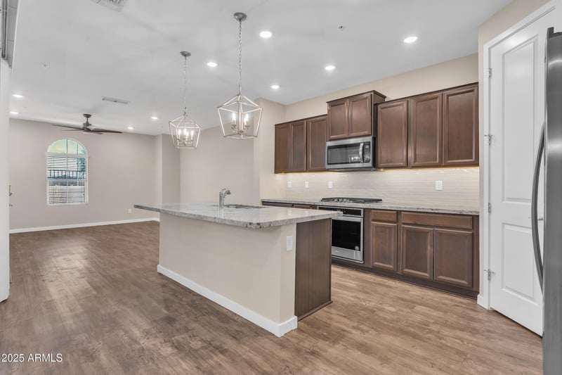 3855 Mcqueen Rd #100, Chandler, AZ 85286