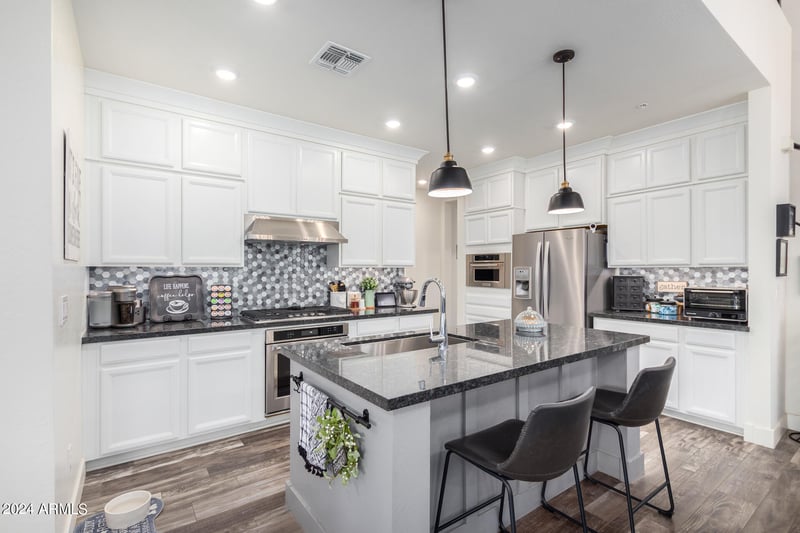 3855 Mcqueen Rd #24, Chandler, AZ 85286
