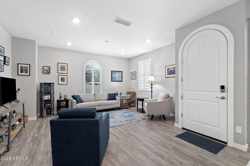 3855 Mcqueen Rd #5, Chandler, AZ 85286
