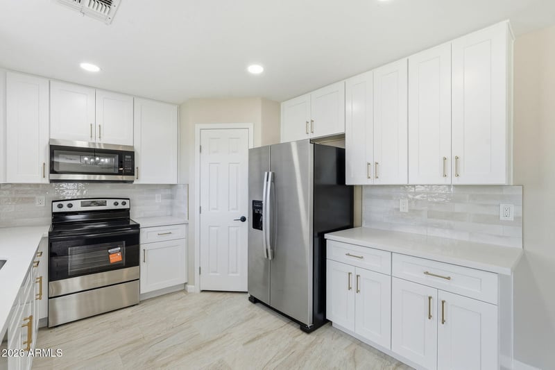 38550 N La Grange Ln, San Tan Valley, AZ 85140