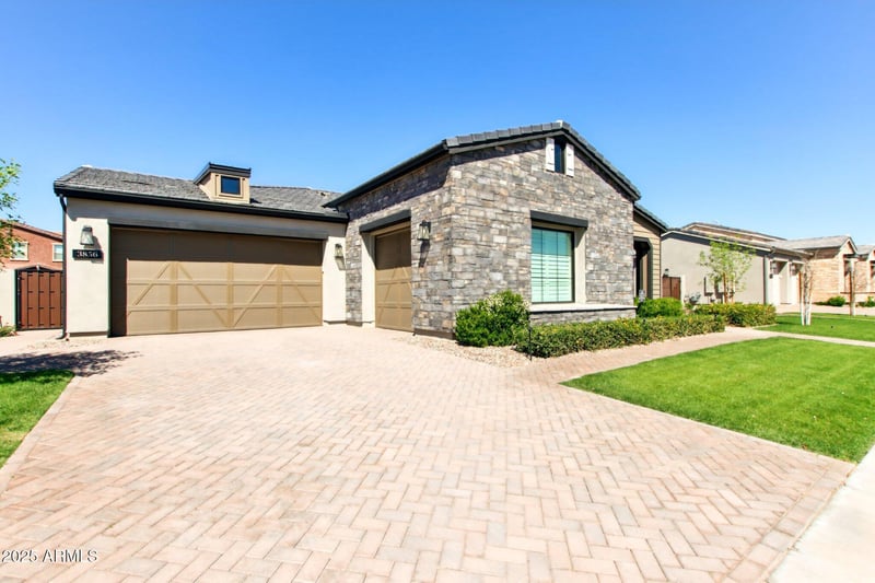 3856 Sagebrush St, Gilbert, AZ 85296