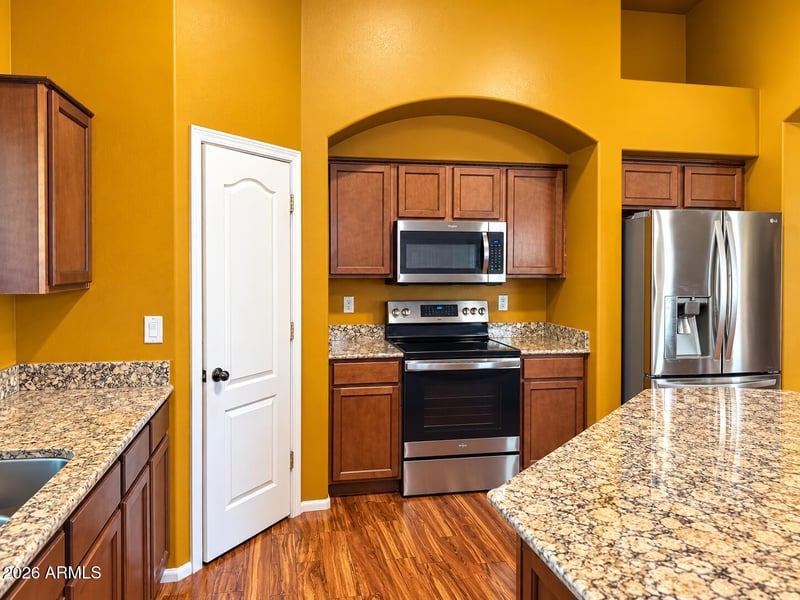 38564 N Beverly Ave, San Tan Valley, AZ 85140