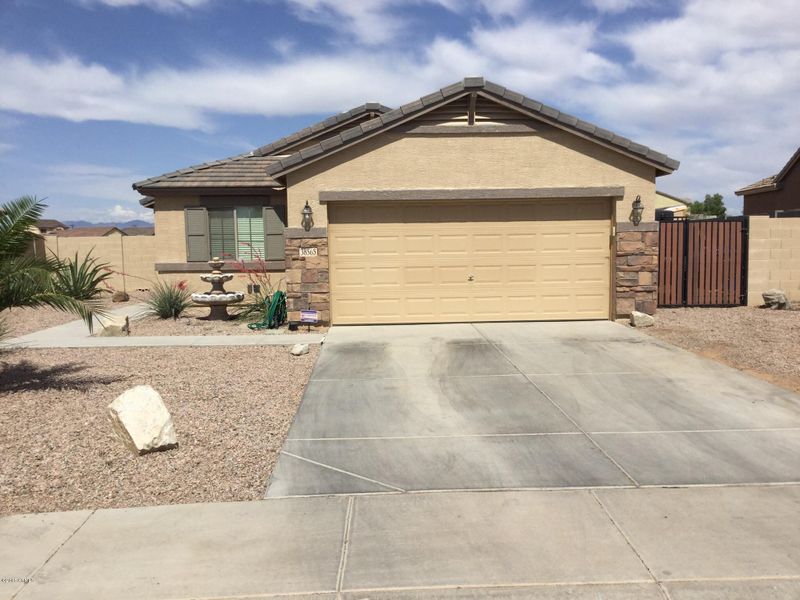 38565 N Armadillo Dr, San Tan Valley, AZ 85140