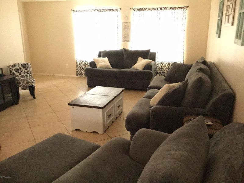 38565 N Armadillo Dr, San Tan Valley, AZ 85140