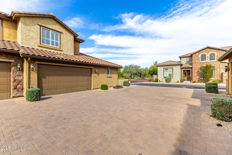 3857 Melinda Dr, Phoenix, AZ 85050