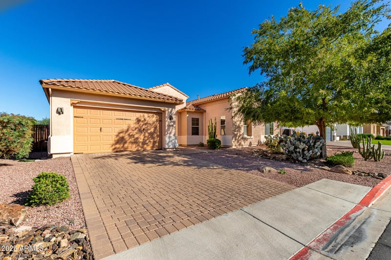 3858 Ellis St, Mesa, AZ 85205