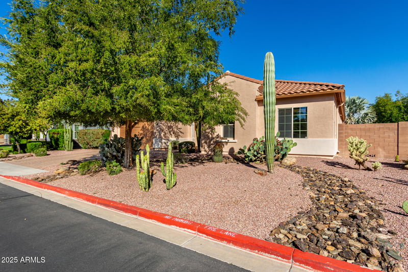 3858 Ellis St, Mesa, AZ 85205