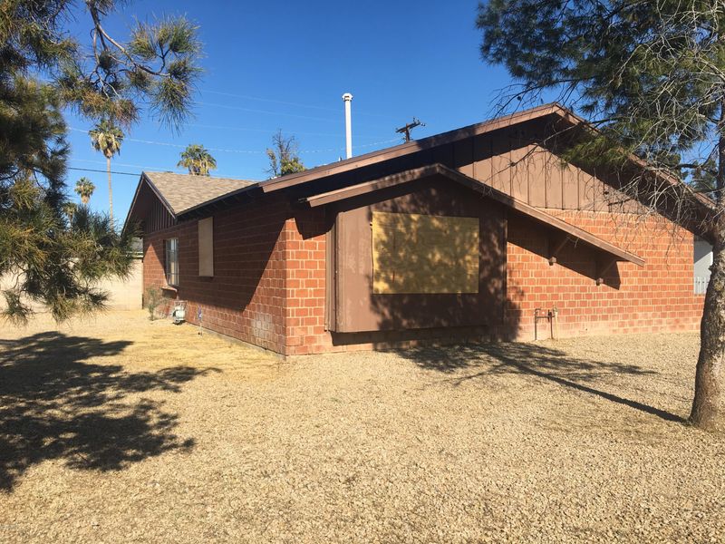 3858 W Bethany Home Rd, Phoenix, AZ 85019