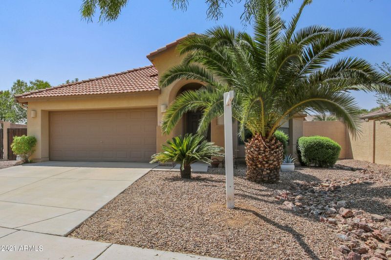 3859 E Cloudburst Dr, Gilbert, AZ 85297