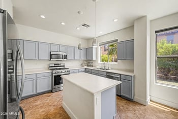 3859 Fairview St, Gilbert, AZ 85295