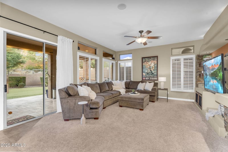 3859 El Sereno St, Mesa, AZ 85207