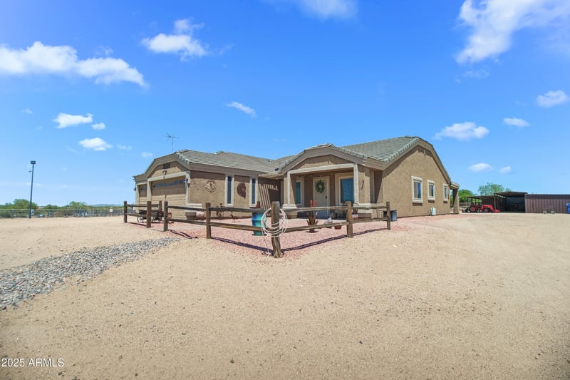 38608 N Central Ave, Phoenix, AZ 85086