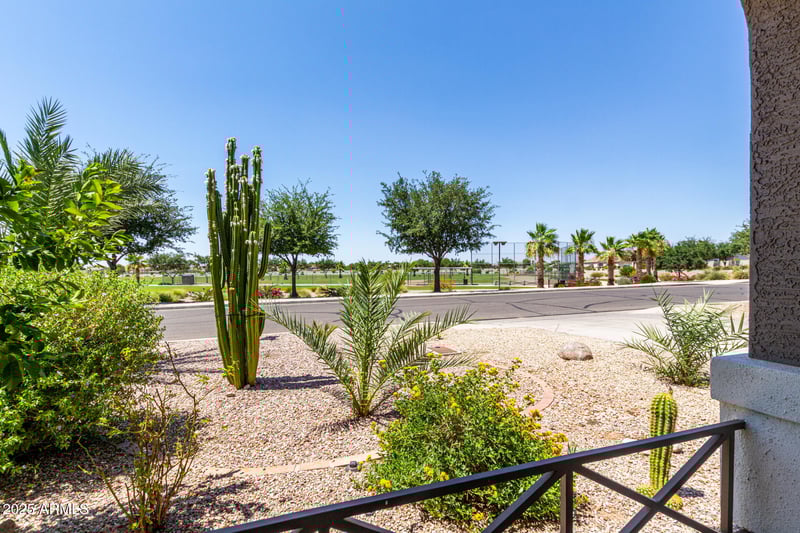 38609 Carolina Ave, San Tan Valley, AZ 85140