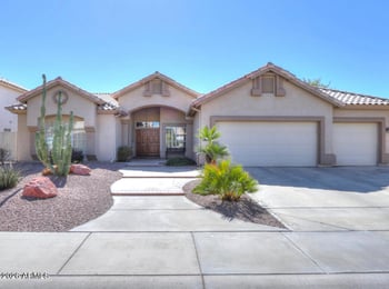 3861 Amberwood Dr, Phoenix, AZ 85048