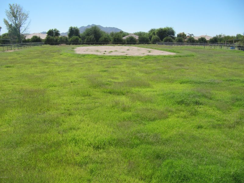 3861 E Via Del Rancho Rd, Gilbert, AZ 85298