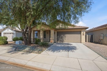 38619 Reynosa Dr, San Tan Valley, AZ 85140