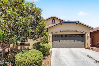 3862 Narrowleaf Dr, Gilbert, AZ 85298