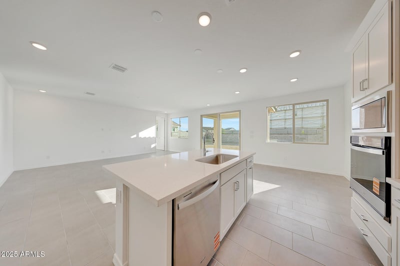 3864 241st Ln, Buckeye, AZ 85326