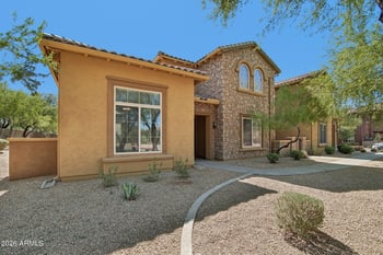 3866 E Cat Balue Dr, Phoenix, AZ 85050