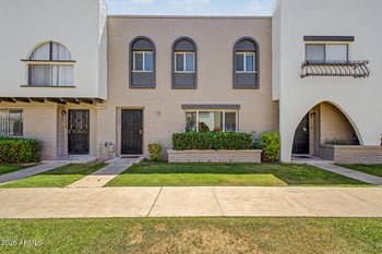 3866 30th St, Phoenix, AZ 85016