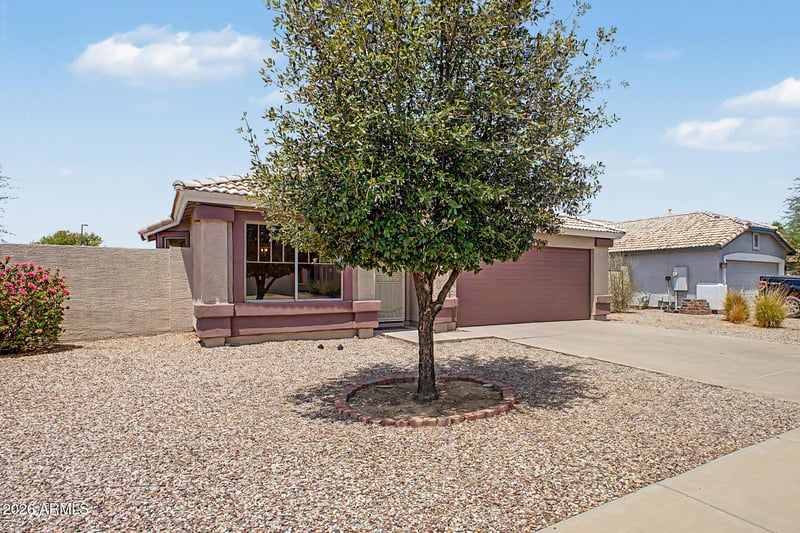 3866 S Joshua Tree Ln, Gilbert, AZ 85297