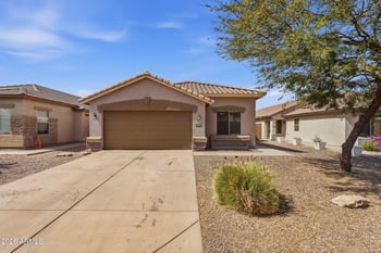 38676 La Grange Ln, San Tan Valley, AZ 85140