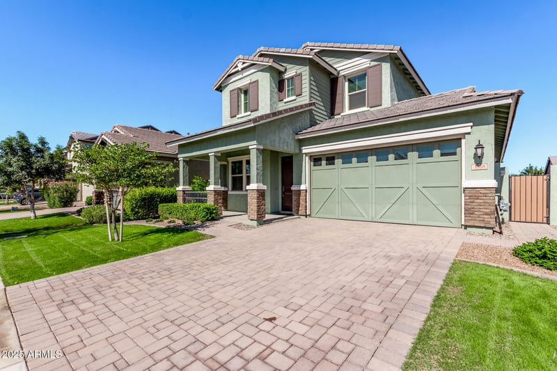 3868 Arabian Dr, Gilbert, AZ 85296