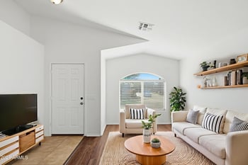 3868 Yellow Peak Dr, San Tan Valley, AZ 85144