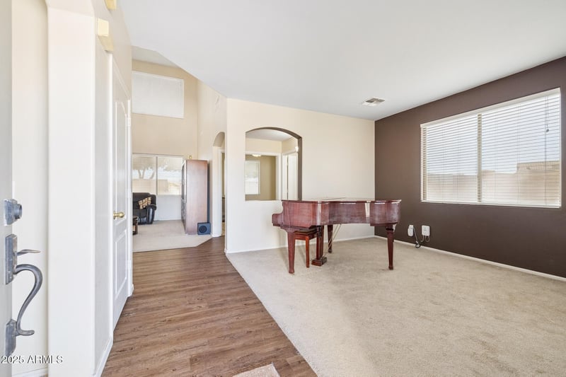 38689 Jonathan St, San Tan Valley, AZ 85140