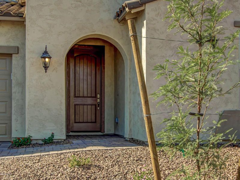 3869 E Strawberry Dr, Gilbert, AZ 85298