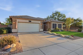 3869 Washington Ct, Gilbert, AZ 85234