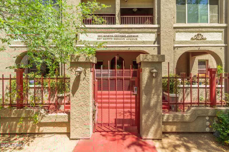 387 2nd Ave #F2, Phoenix, AZ 85003