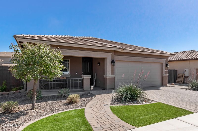 387 W Flame Tree Ave, San Tan Valley, AZ 85140