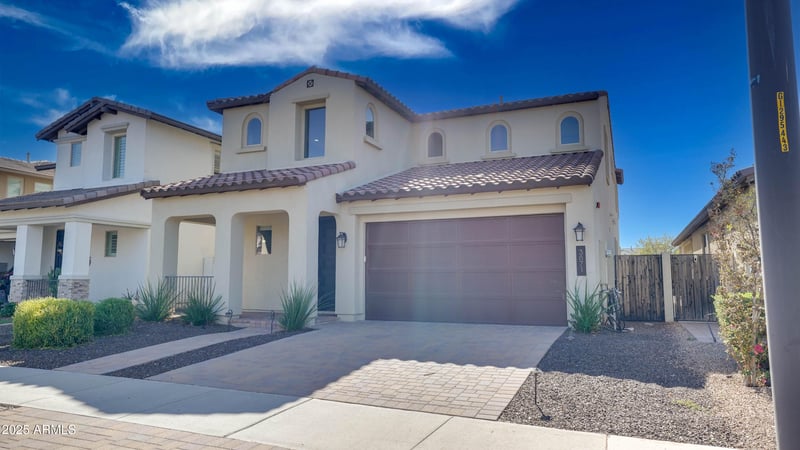 3871 Loma Vista St, Gilbert, AZ 85295