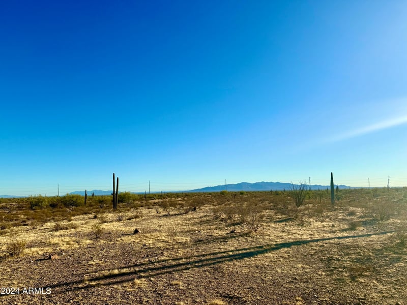 38715 N 205th Ave, Morristown, AZ 85342
