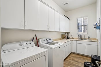 38723 Red Tail Ln, Phoenix, AZ 85086