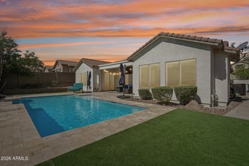 38723 Red Tail Ln, Phoenix, AZ 85086