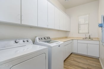 38723 Red Tail Ln, Phoenix, AZ 85086