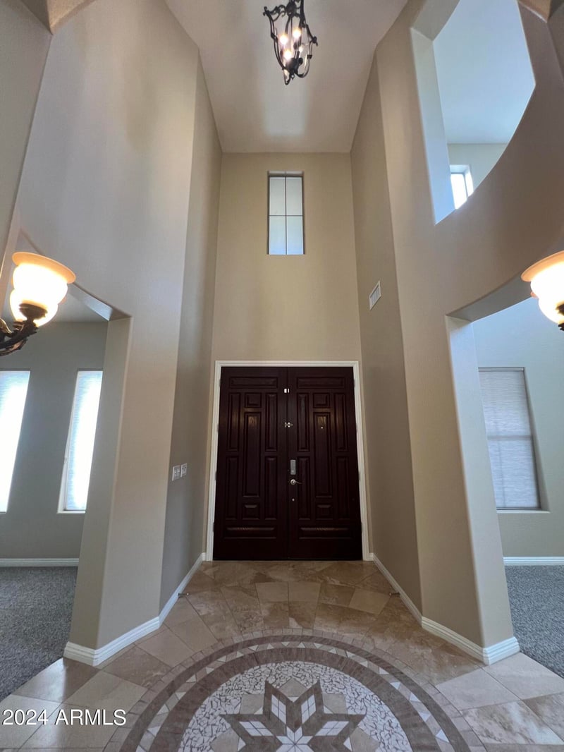 38730 Donovan Ln, Phoenix, AZ 85086