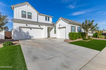 3874 Serpentine Dr, San Tan Valley, AZ 85144