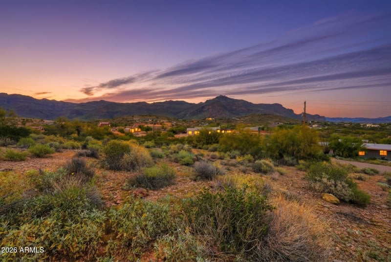 3876 Veronica Ln #8, Gold Canyon, AZ 85118
