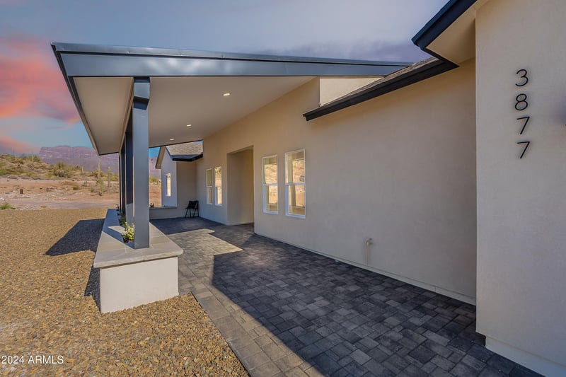 3877 Veronica Ln, Gold Canyon, AZ 85118