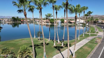 3879 Amberwood Dr, Phoenix, AZ 85048