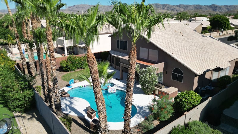 3879 E Amberwood Dr, Phoenix, AZ 85048